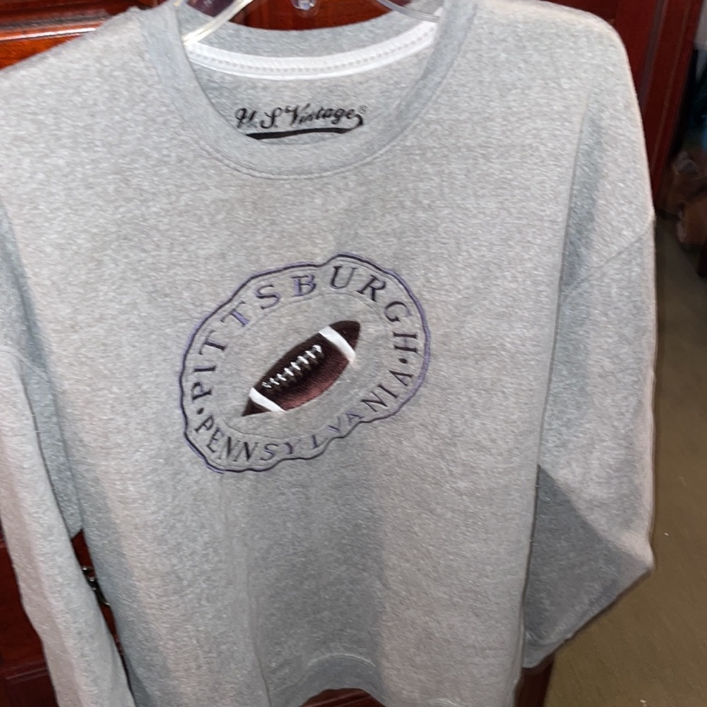 Pitt sweatshirt - Picture 3 of 3